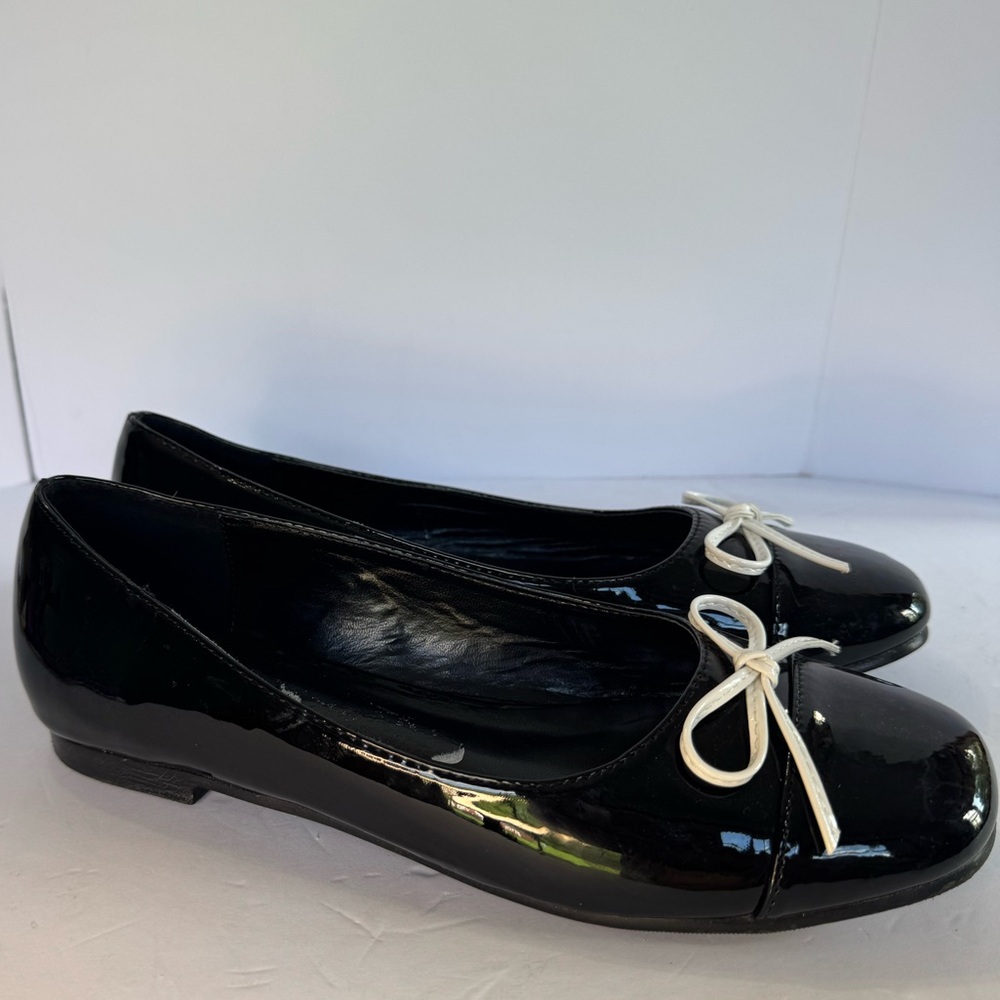 Cider Black faux Patent Leather Ballet Flats with white bow 39 US size 9